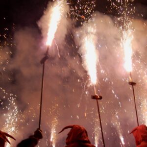 diables-e1528812908445 Gaudeix del correfoc de Festa Major seguint les recomanacions i mesures de seguretat