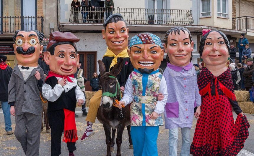 Puig-reig obre la votació popular per escollir la música del Nou Ball de Nans