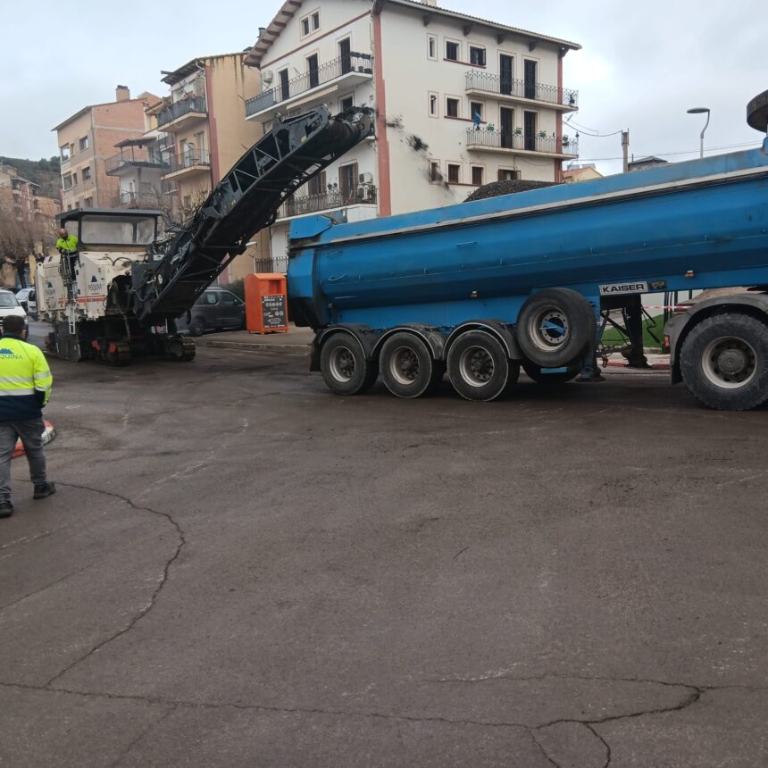 L’Ajuntament de Puig-reig renova l’asfalt i millora l’accessibilitat al centre del municipi