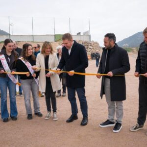 Puig-reig inaugura la primera pista d’atletisme de mides oficials del Berguedà