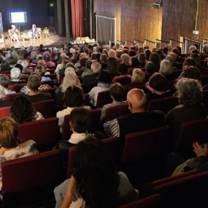 245 persones participen en la trobada intercomarcal de clubs de lectura a l’Ametlla de Merola