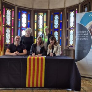 La Fundació Cellnex cedeix a l’Ajuntament material i equipament informàtic