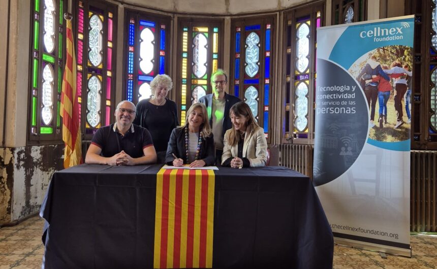 La Fundació Cellnex cedeix a l’Ajuntament material i equipament informàtic