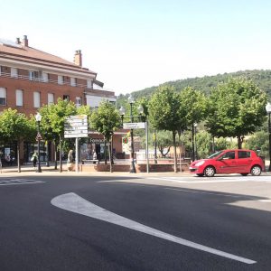 Aparcament als carrers Major i Llobregat