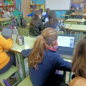 L’Ajuntament de Puig-reig aposta per la digitalització dels centres educatius del municipi