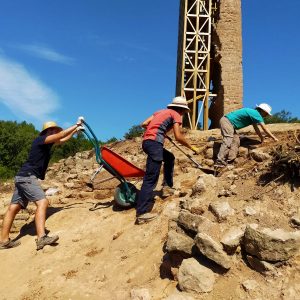 Nova campanya d’excavacions a la Torre de Merola de Puig-reig
