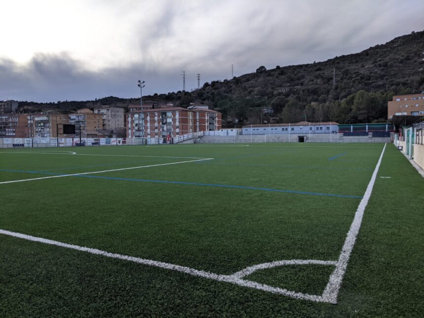 serveis_esportius_futbol L’Ajuntament licita el servei de neteja i manteniment del camp de futbol de Puig-reig